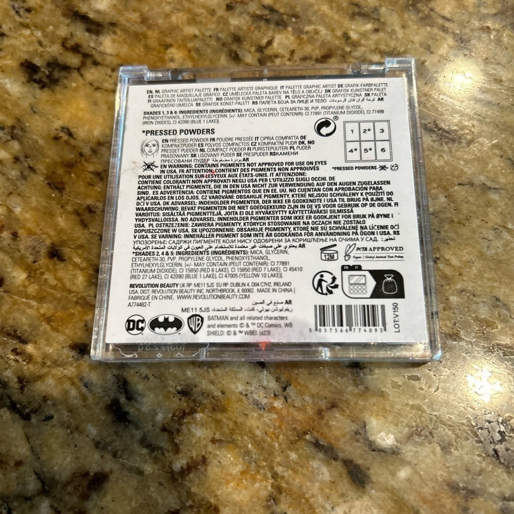 DC Batman X Revolution Graphic Artist Palette Harley Quinn - Picture 2 of 3